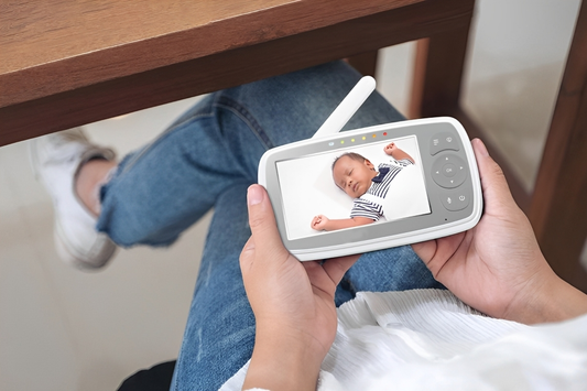 Kako pravilno postaviti BABY MONITOR u kolevku?