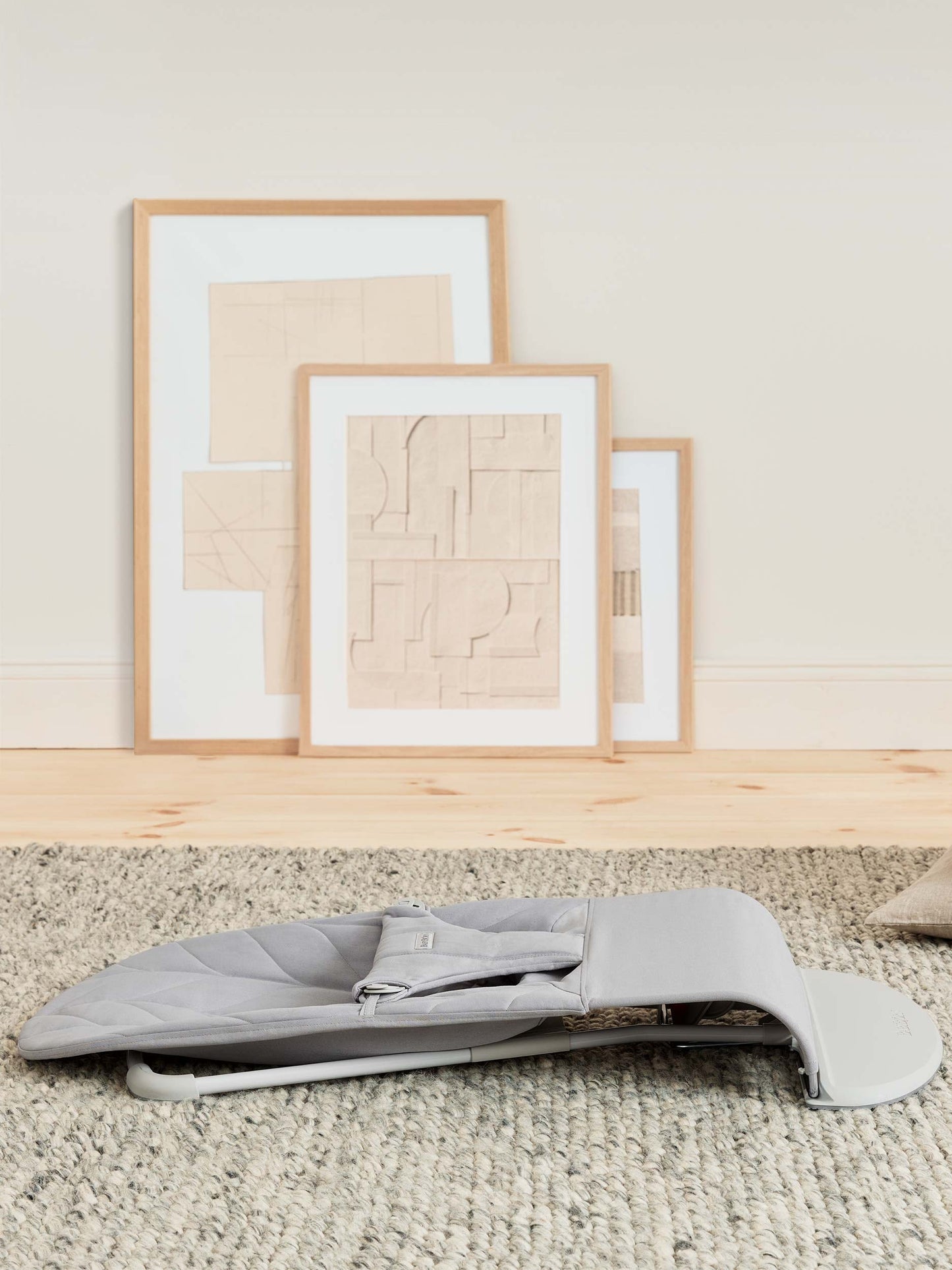 BABY BJORN - Bliss / Woven Petal Quilt - Svetlo siva - 006224