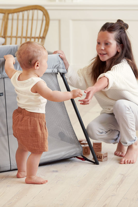 BABY BJORN - TRAVEL CRIB LIGHT | Mesh - Sivi