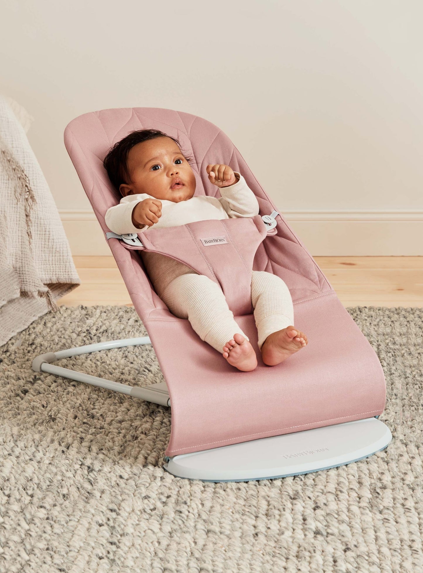 BABY BJORN - Bliss / Woven Petal Quilt - Prljavo Roze - 006222