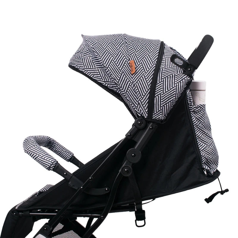 JUNGLE - Quad Grey Lines